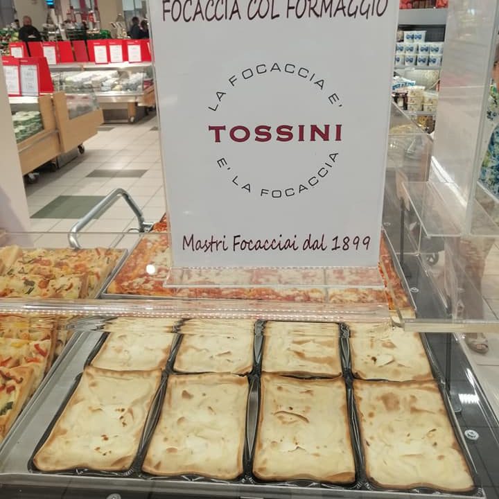 Focaccia col formaggio Tossini, degustazioni Carrefour (2)