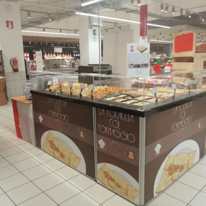 Focaccia col formaggio Tossini, degustazioni Coop (1)