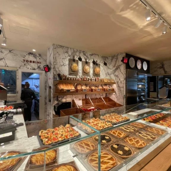 Inaugurato il negozio di Via Roma a Recco, Panificio Pasticceria Tossini (4)